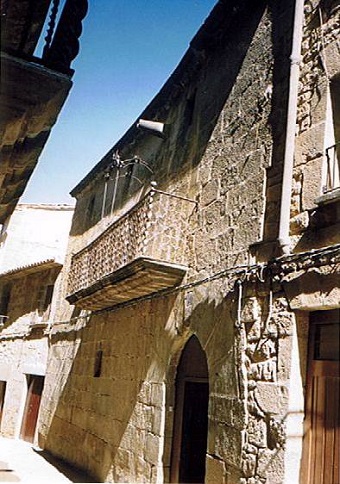 Streets of Calaceite 4