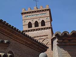 Detalle de la Torre 2 mud�jar en Torres de Berrell�n
